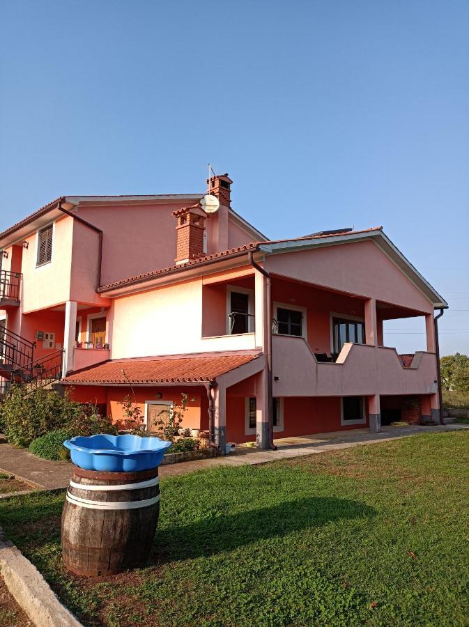 Apartman Biba Labin  Buitenkant foto