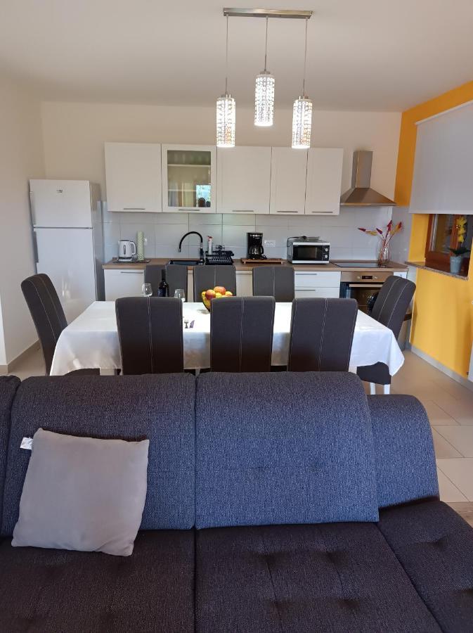 Apartman Biba Labin  Buitenkant foto
