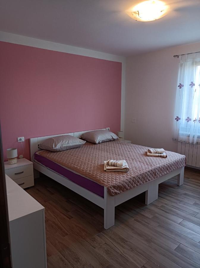 Apartman Biba Labin  Buitenkant foto