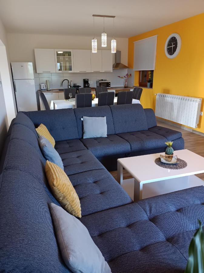 Apartman Biba Labin  Buitenkant foto